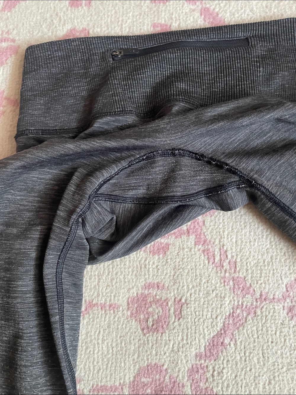 Lululemon Ready To Run Tight: Lunar Rock/Black - Picture 7 of 7